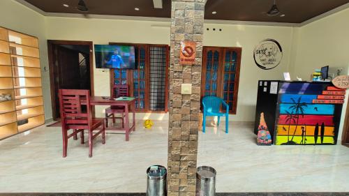 Sky's Surf Hostel,,2 star