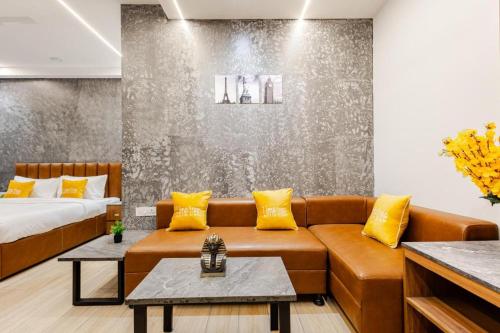 hotel imperial stayz sector 51