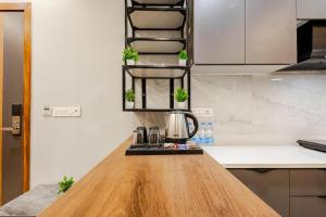 hotel imperial stayz sector 51