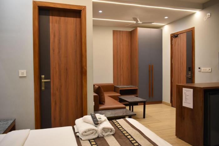 hotel imperial stayz sector 51