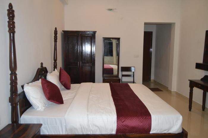 the hinglajgarh resort