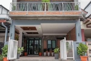 bricks guesthouse