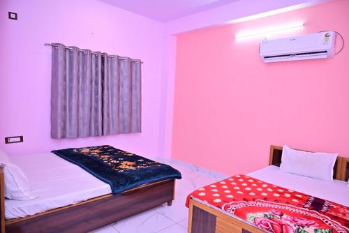 Hotel Glorious Inn,,3 star