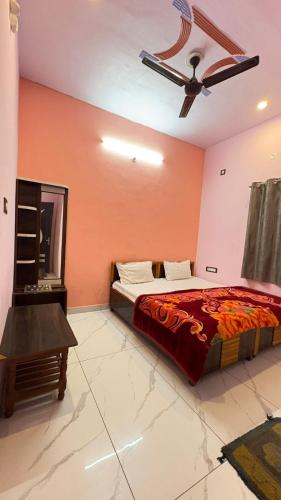 Hotel Glorious Inn,,3 star