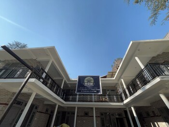 hom house of mannmauji riverside