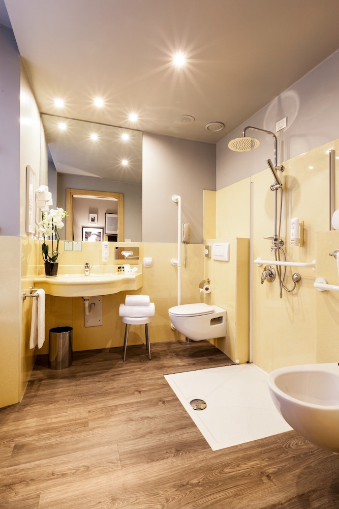 holiday inn milan garibaldi station by ihg
