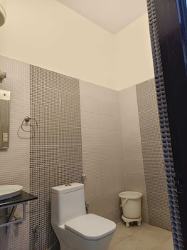 holiday highlight by golden castle hotel