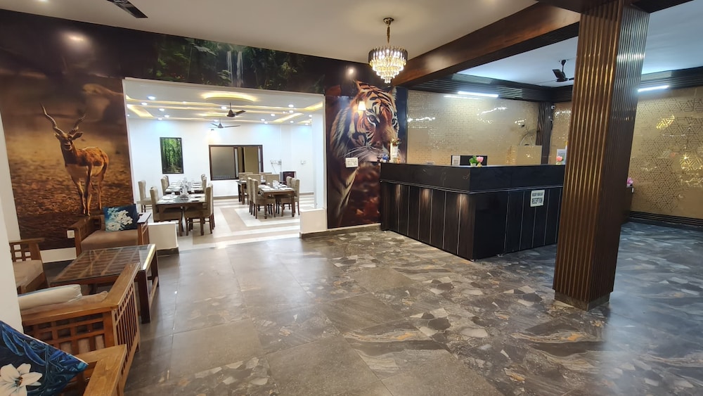 holiday highlight by golden castle hotel