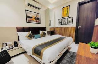 hotel shri sai deluxe