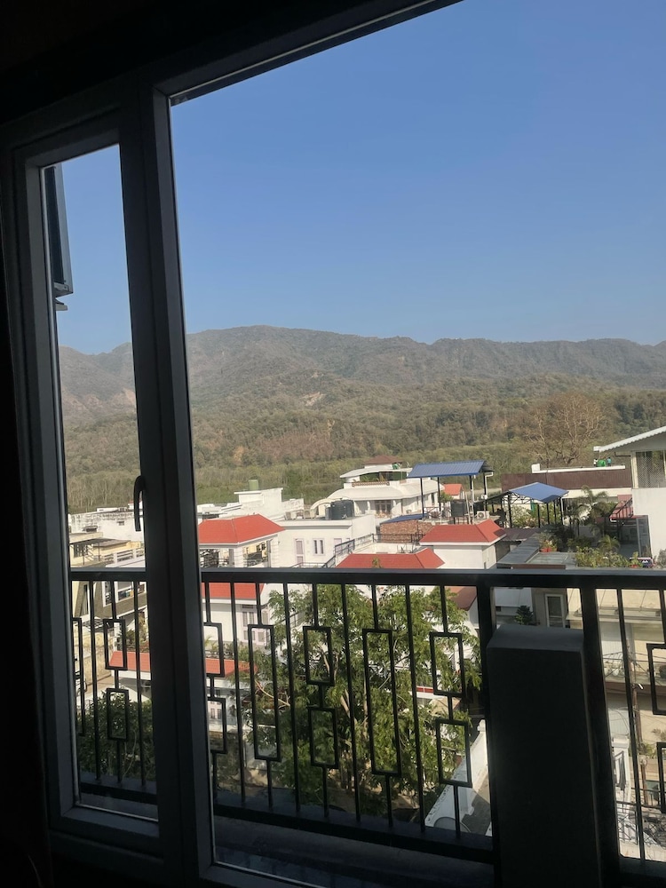 hotel hrishikesh high