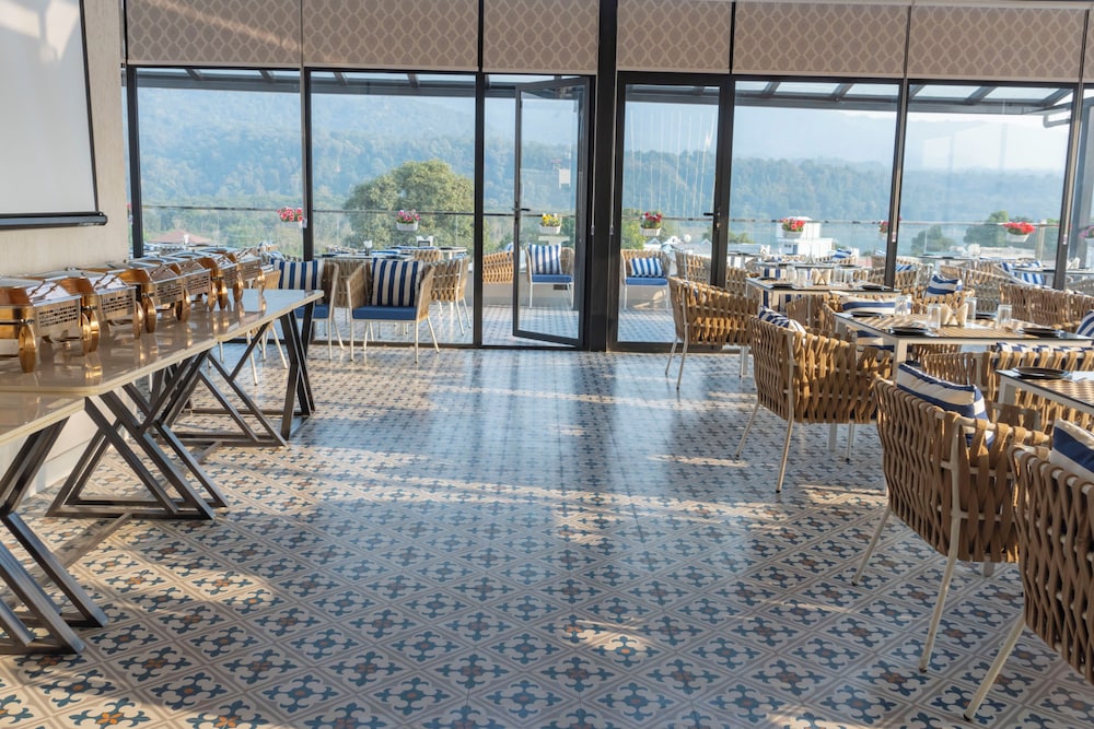 hotel hrishikesh high