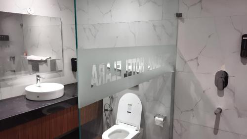 hotel elara