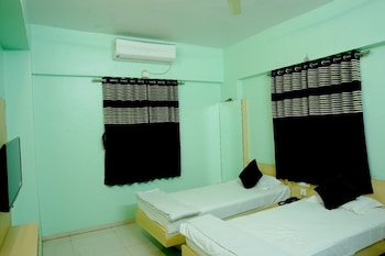 kamala shanti palace