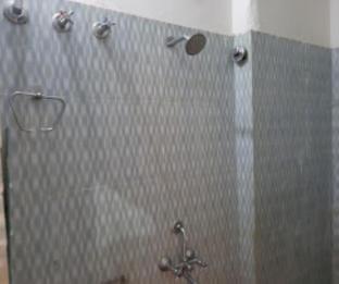 rudraksh hotel and guest house ayodhya