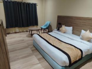 the velvel sky hotel and resort