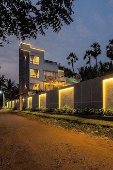 the serene shores luxury private villa
