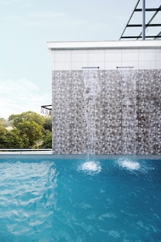 the serene shores luxury private villa