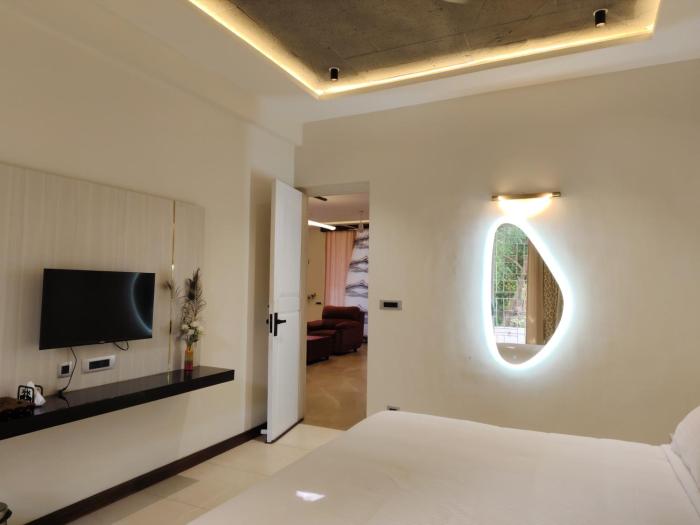 the serene shores luxury private villa