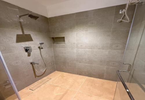 the serene shores luxury private villa