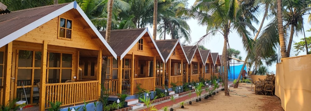 sand tent beach resort patnem