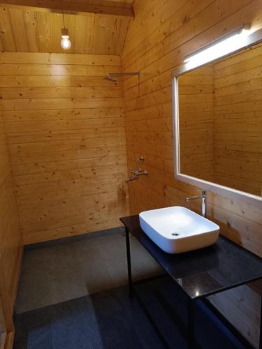 sand tent beach resort patnem