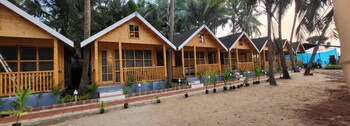 sand tent beach resort patnem