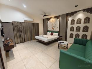 shree jalaram resort