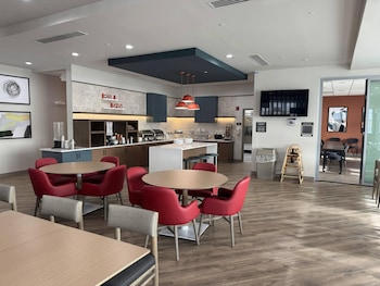 Comfort Inn & Suites Colby,,3 star