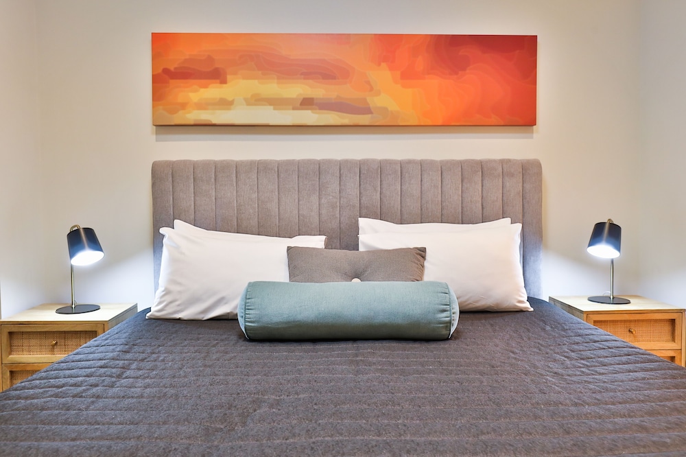 indulge apartments langtree