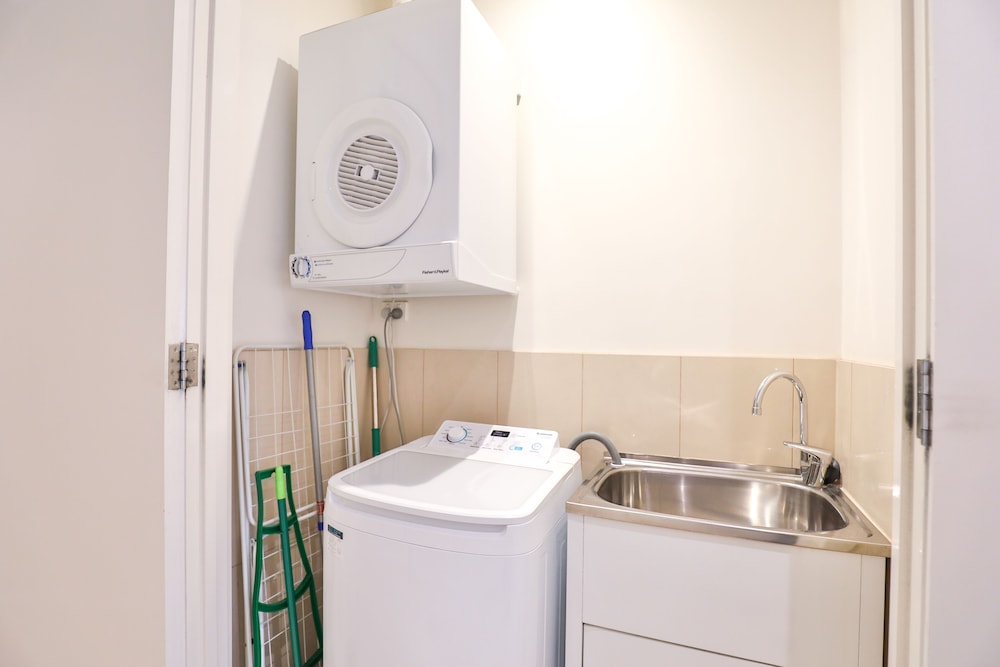 indulge apartments langtree