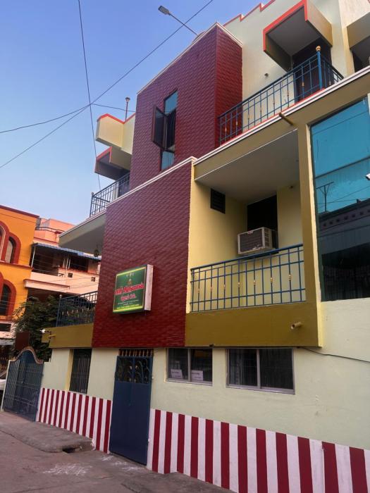 sri thirumal home stay