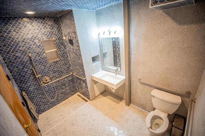 social stays first hostel on state street
