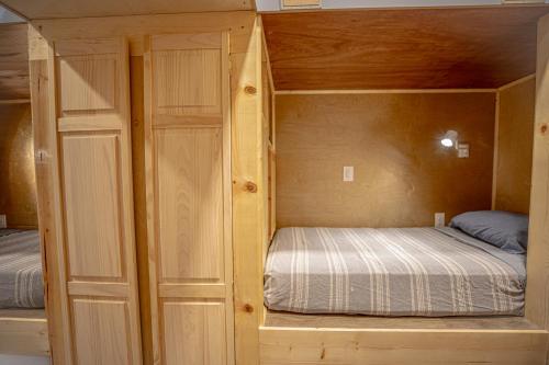 social stays first hostel on state street