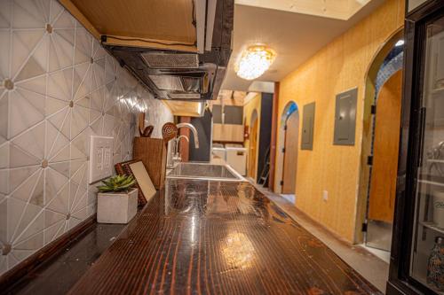 social stays first hostel on state street