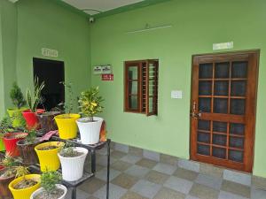 the ashok vatika farms and stay