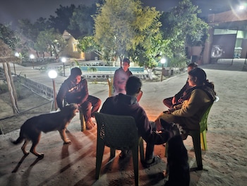 the ashok vatika farms and stay