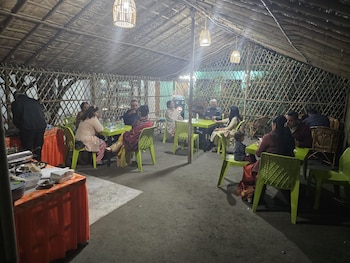 the ashok vatika farms and stay