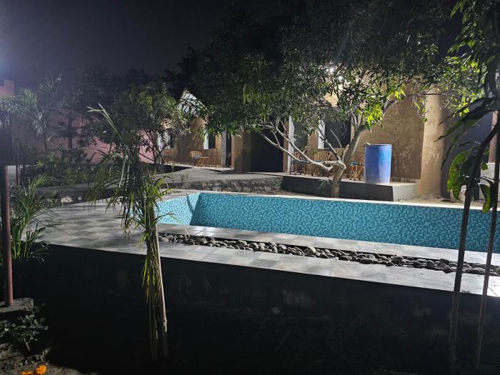 the ashok vatika farms and stay