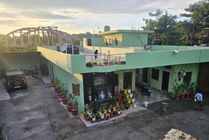 the ashok vatika farms and stay