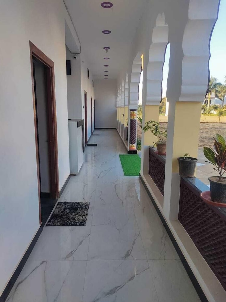 the rose bagh resort pushkar