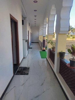 the rose bagh resort pushkar