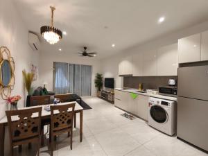 Quill Residences Klcc, Fortune,,5 star