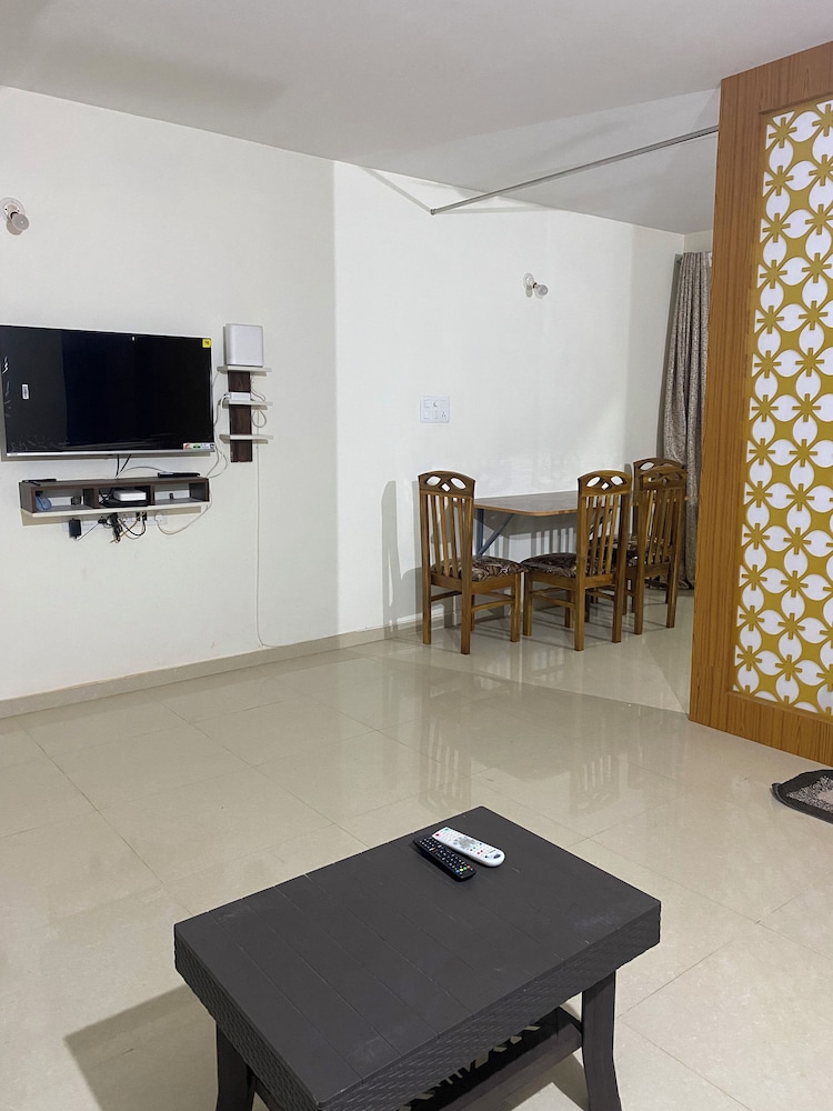 tranquil stay mountain view 2bhk flat