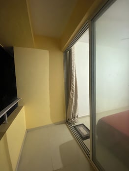 tranquil stay mountain view 2bhk flat