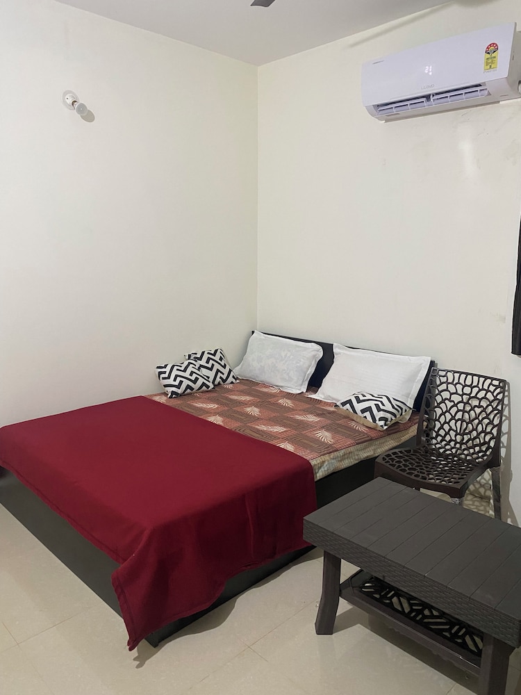tranquil stay mountain view 2bhk flat