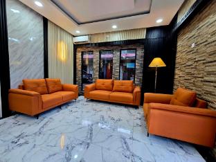 grand luxury hotel