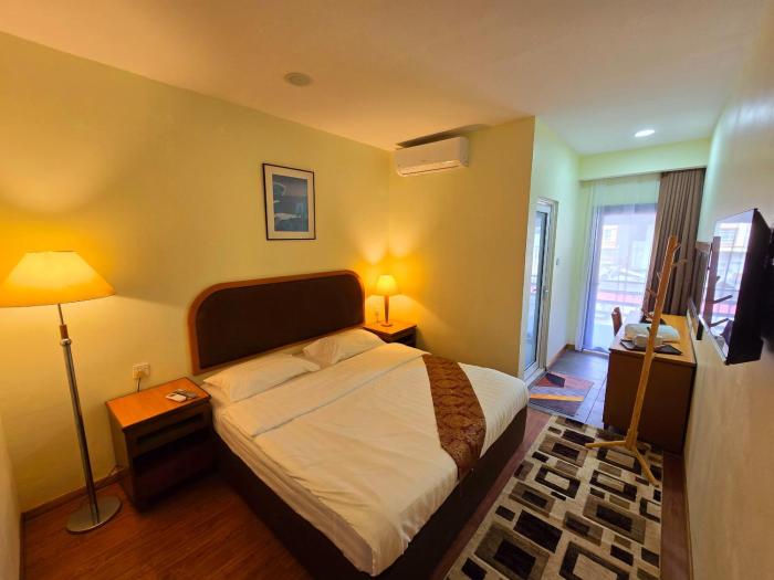 grand luxury hotel