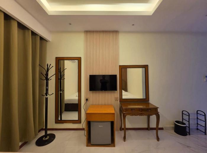 grand luxury hotel