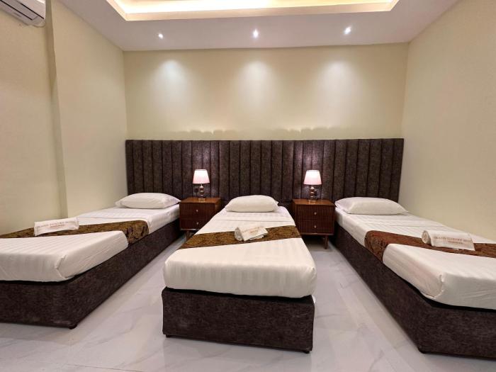 grand luxury hotel