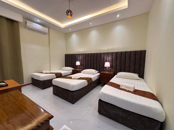 grand luxury hotel